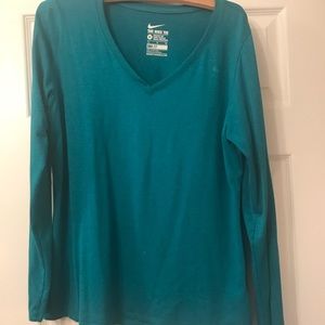 Nike long sleeve tee